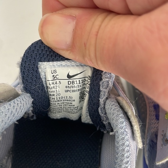 Nike Air Max 2021 Toddler Athletic Sneakers 5 - Picture 5 of 8